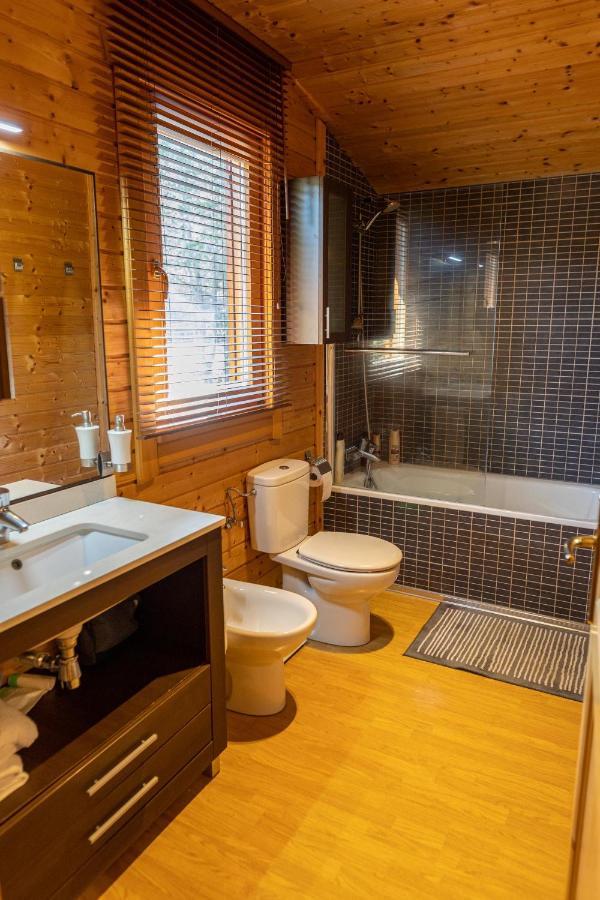 Casa De Madera En Calafell Villa Ngoại thất bức ảnh